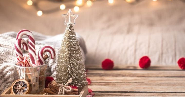 Steps in Fixing Your Crooked Unlit Artificial Christmas Trees